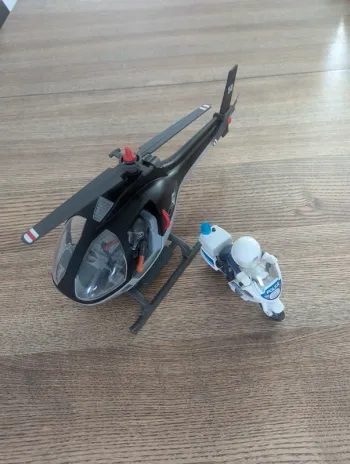 Hélicoptère police Playmobil 5563 + moto police Playmobil 5185
