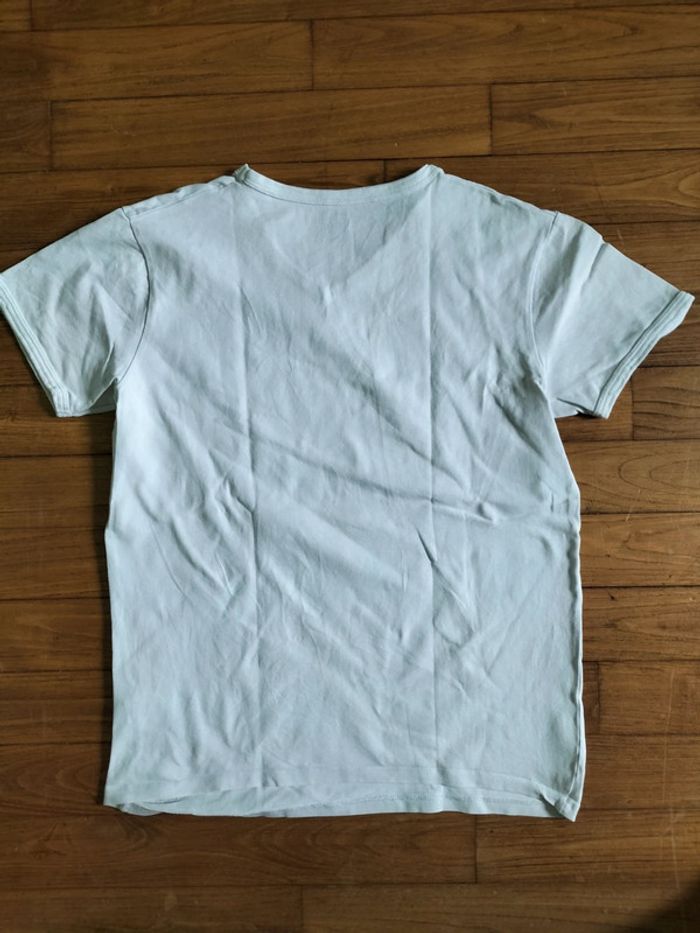 Tee-shirt manches courtes col V garçon taille S - photo numéro 2