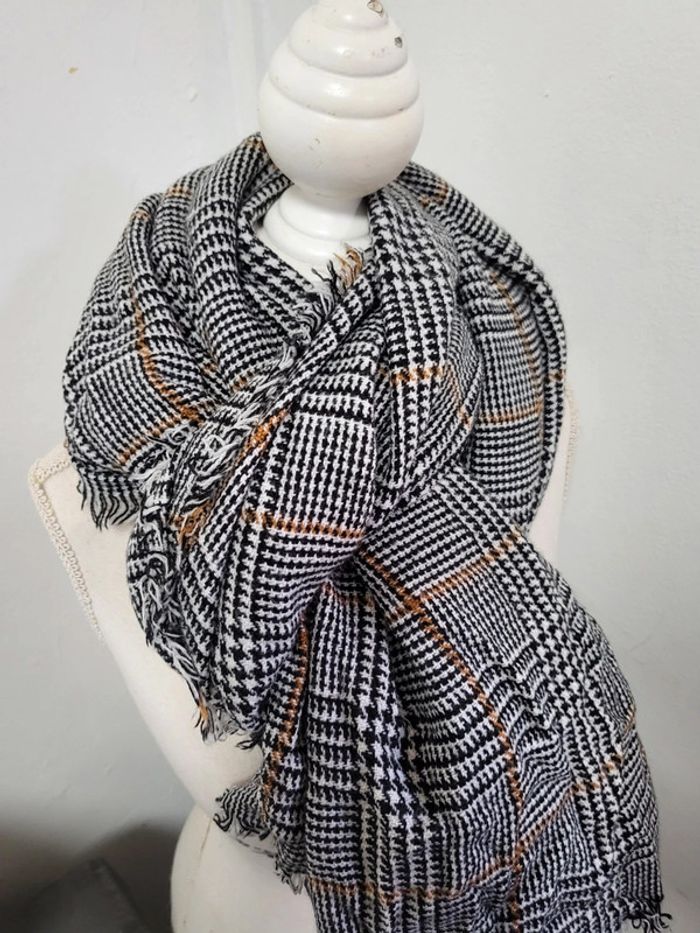 Echarpe femme - photo numéro 2