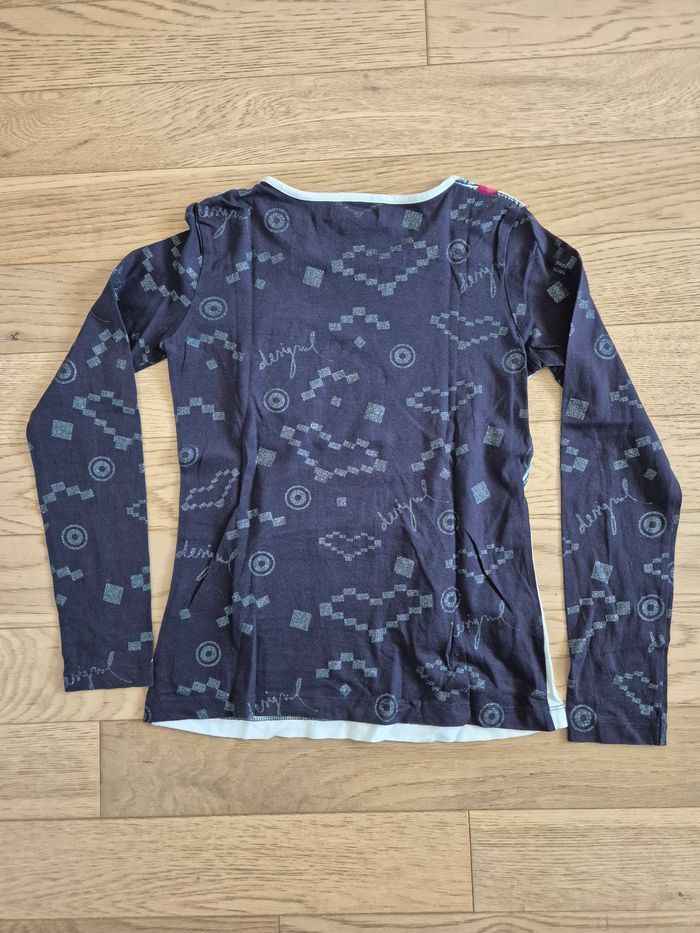 Tshirt original Desigual avec poche 11 - 12 ans, très bon état - photo numéro 2