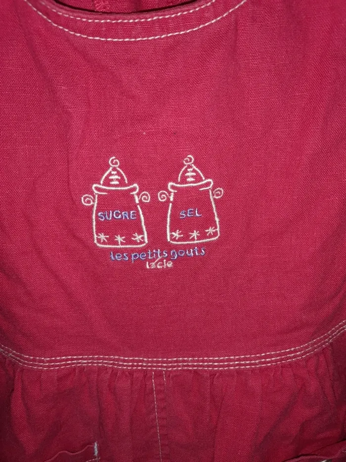 Robe rouge 3 ans - photo numéro 2