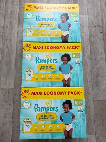 Lot de 3 maxi pack Pampers premium taille 6
