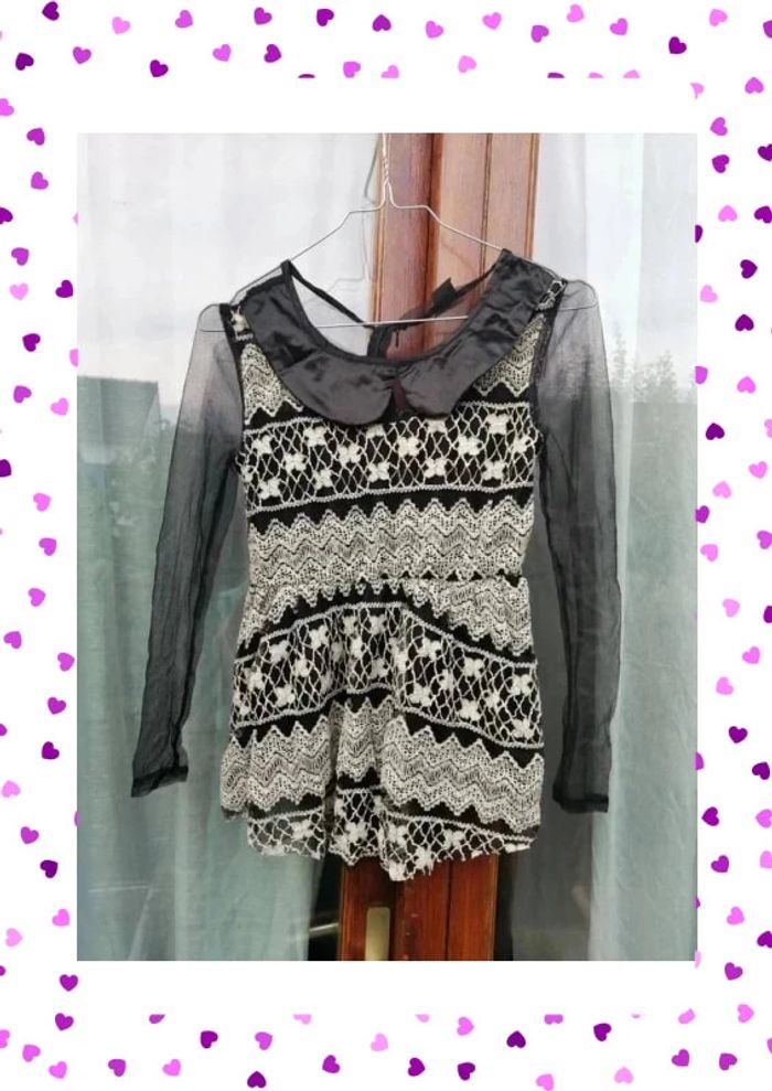 Haut à basques très mignon et original col Claudine 10-12 ans (taille XXS)