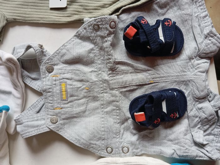Vêtements Bébé 1 mois Lot N° 291 - photo numéro 3