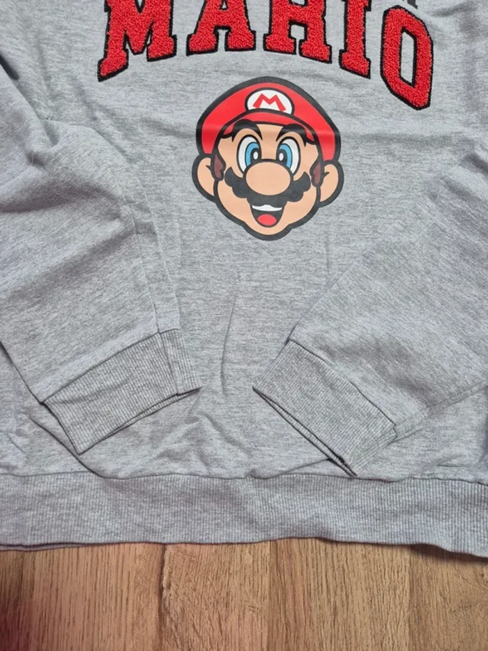 Pull Super Mario taille 12 ans - photo numéro 6