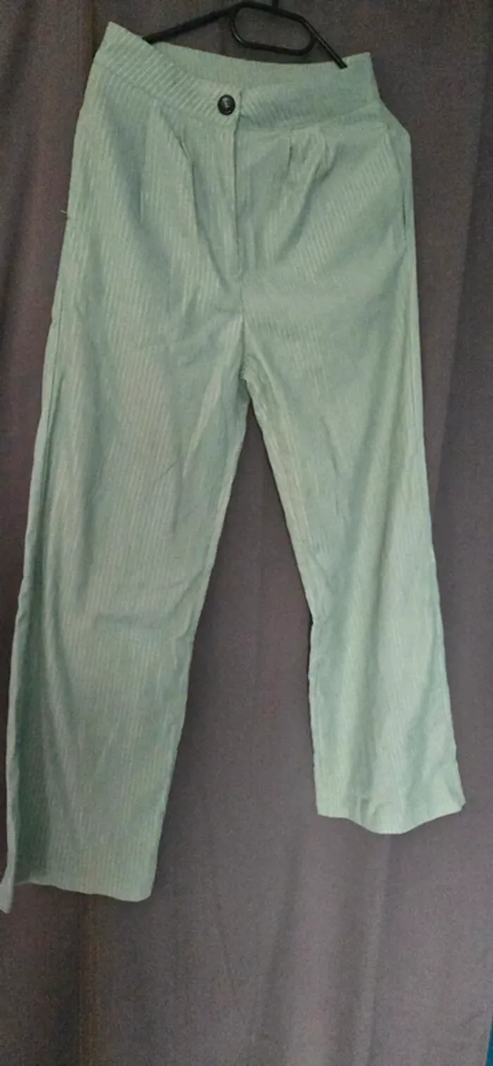 Pantalon velours vert pomme S