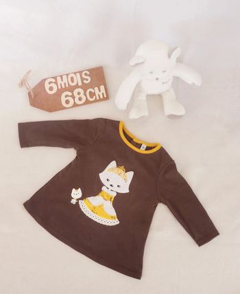 Tee-shirt 👣 taupe, sequins dorés, 6mois