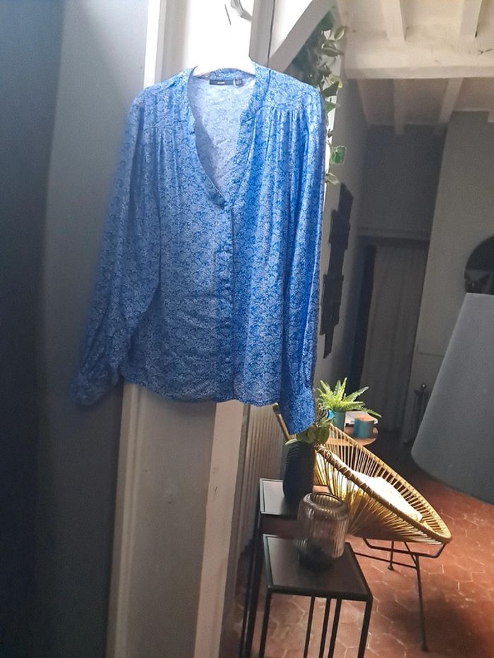 Chemisier de la marque Kiabi taille s - photo numéro 3