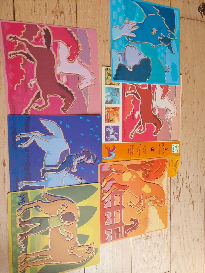 Pochoirs chevaux djeco