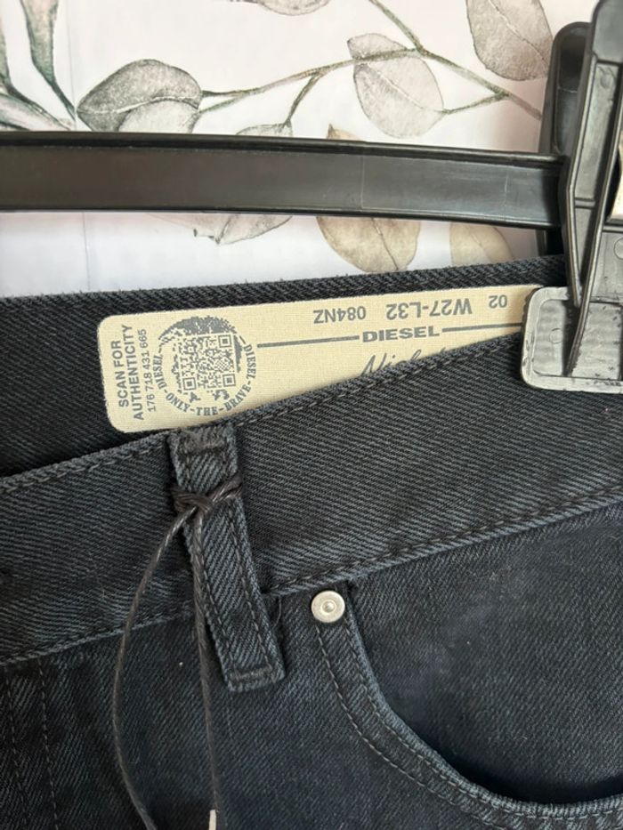Jeans destroyers diesel neuf avec étiquette - photo numéro 3