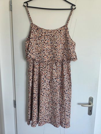 Robe à bretelles
