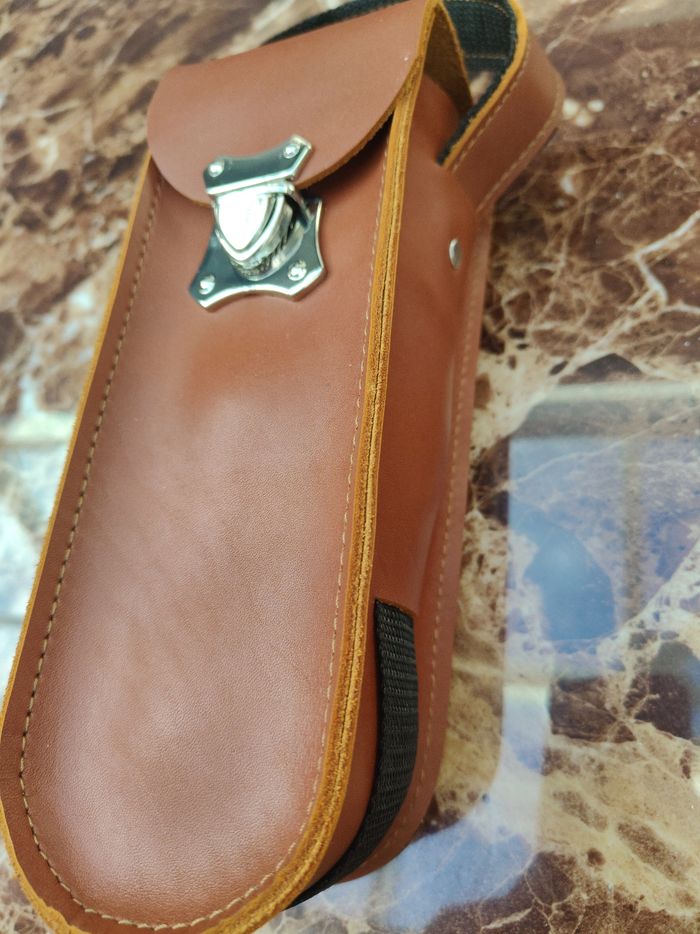 Sacoche en cuir 🎁 - photo numéro 3