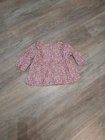 Blouse manches longues a fleurs et volants