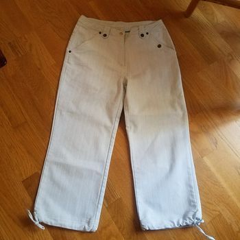 pantacourt bleu ciel T40