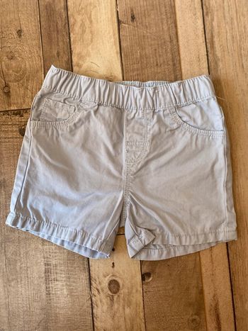 Short bleu clair