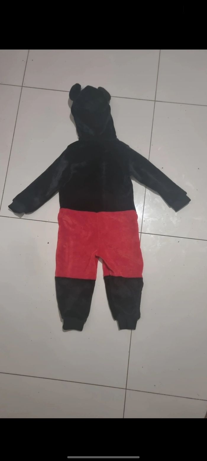Combinaison pyjama mickey mouse taille 3-  4 ans - photo numéro 2