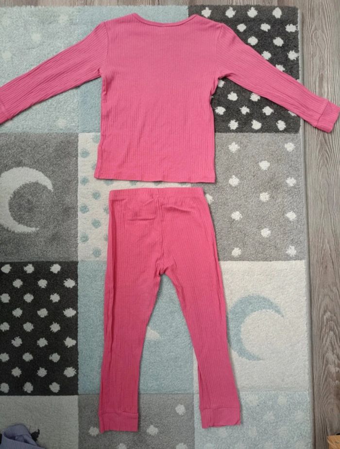 Ensemble fille 
marque h&M 
taille 104 cm - photo numéro 3