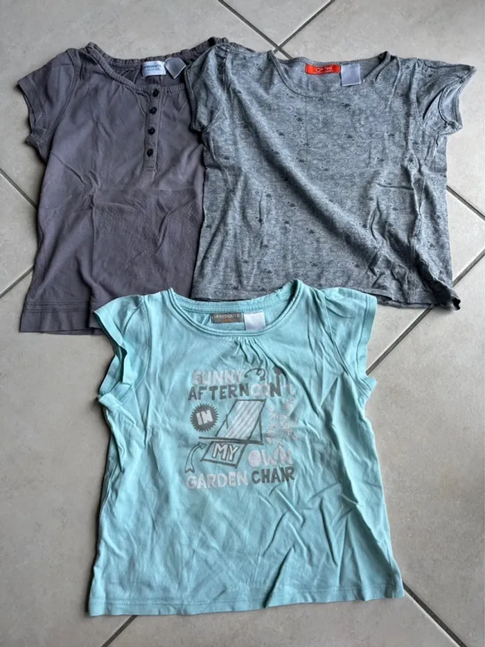 3 t-shirts