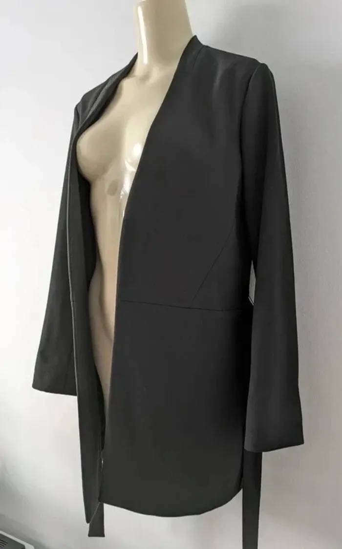 Veste noire mi-longue - Zapa - taille 38 - photo numéro 4
