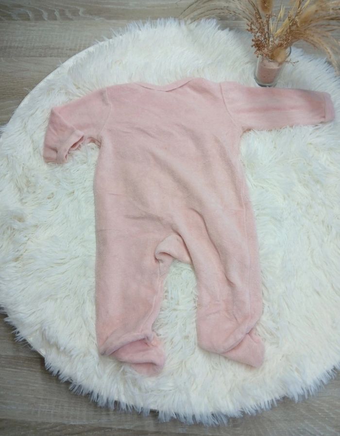 Lot pyjamas 1 mois - photo numéro 3