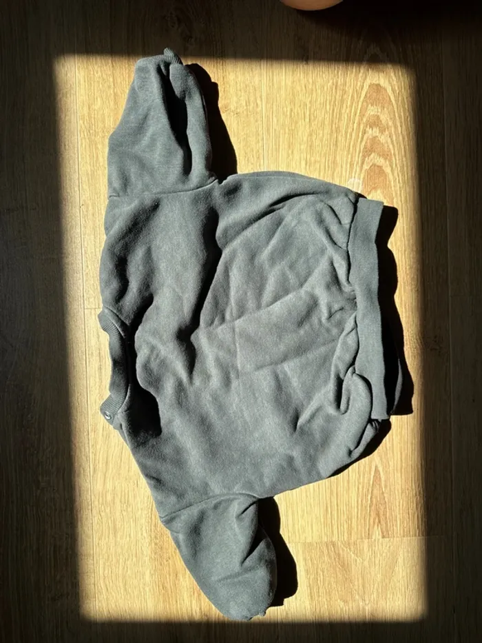 Sweat-shirt chaud - photo numéro 2