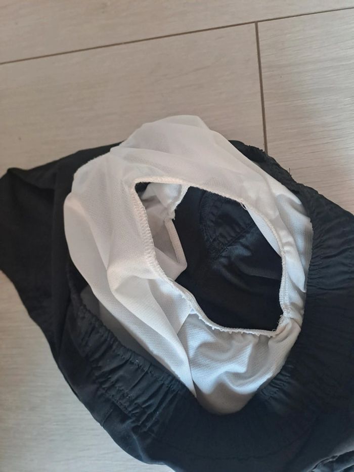 Short de bain 8ans - photo numéro 3