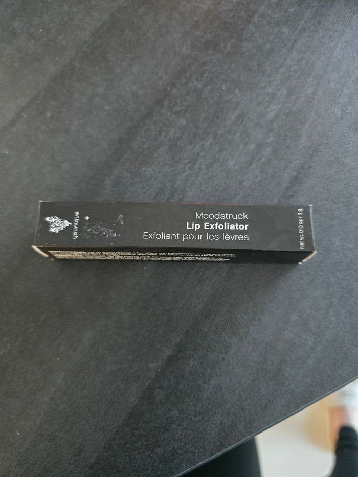 Exfoliant pour les lèvres Younique neuf