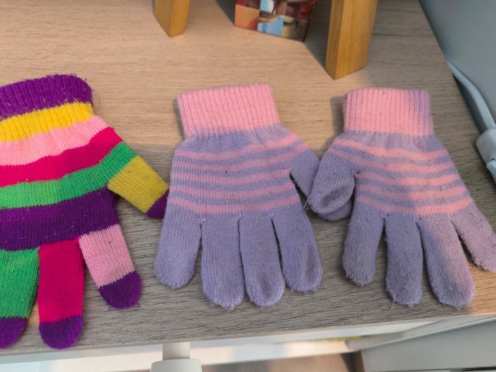 Deux paires de gants magiques fille - photo numéro 3