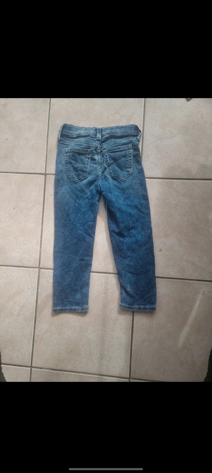 Jean's h&m enfant taille 4 ans - photo numéro 2