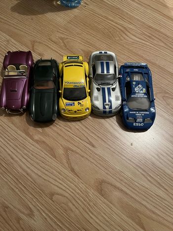 Lot voitures miniatures 1/24 BBurago