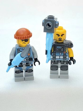 2 figurines Lego Ninjago Shark army thug/ Puffer