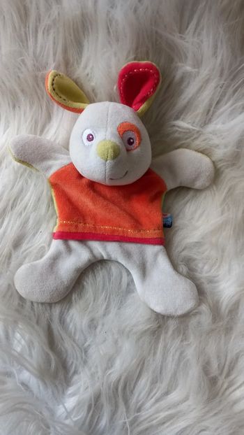 Doudou plat chien cocard blanc orange et vert - Sucre d Orge