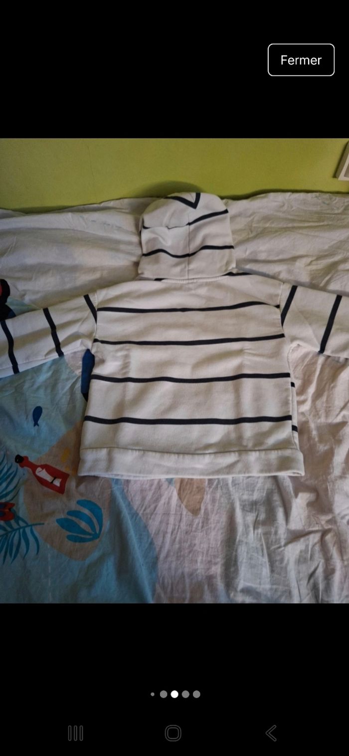 Pull 8ans - photo numéro 6