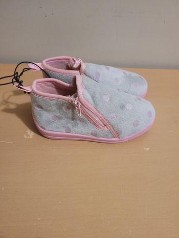 Chausson bébé fille