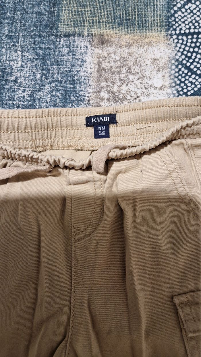 Lot de 4 pantalons garçon kiabi 18 mois
taille élastique réglable - photo numéro 3