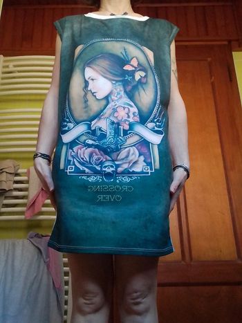 Robe femme motif femme tatoué