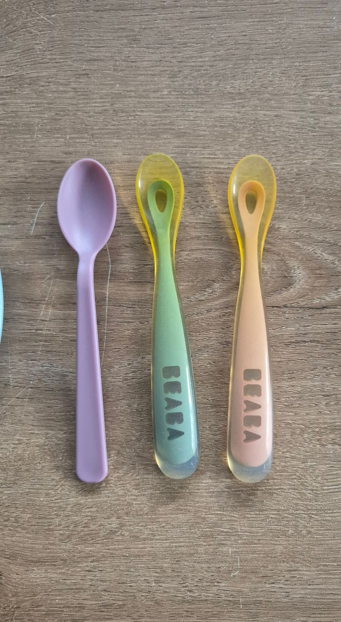 Lot cuillères et assiette Disney - photo numéro 2