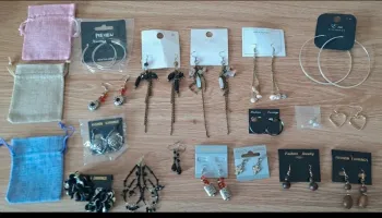 Lot boucles d'oreilles 17 pièces