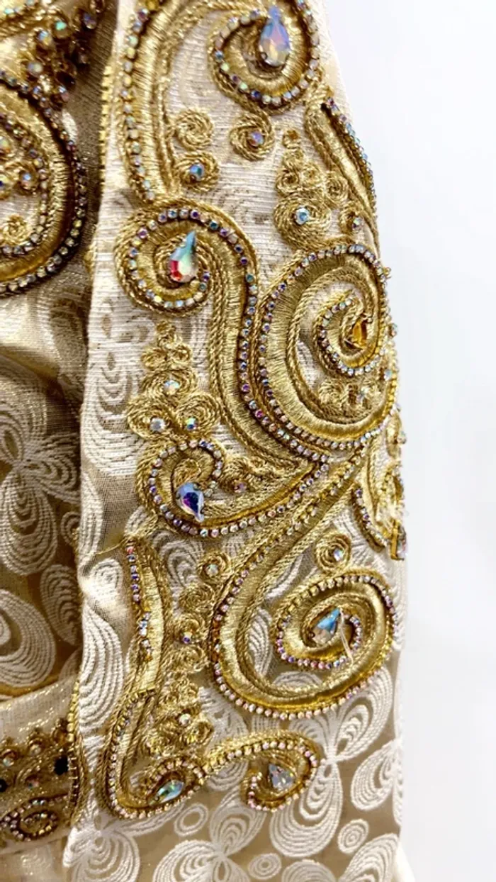 Magnifique caftan en liquidation. Profitez-en ! - photo numéro 15