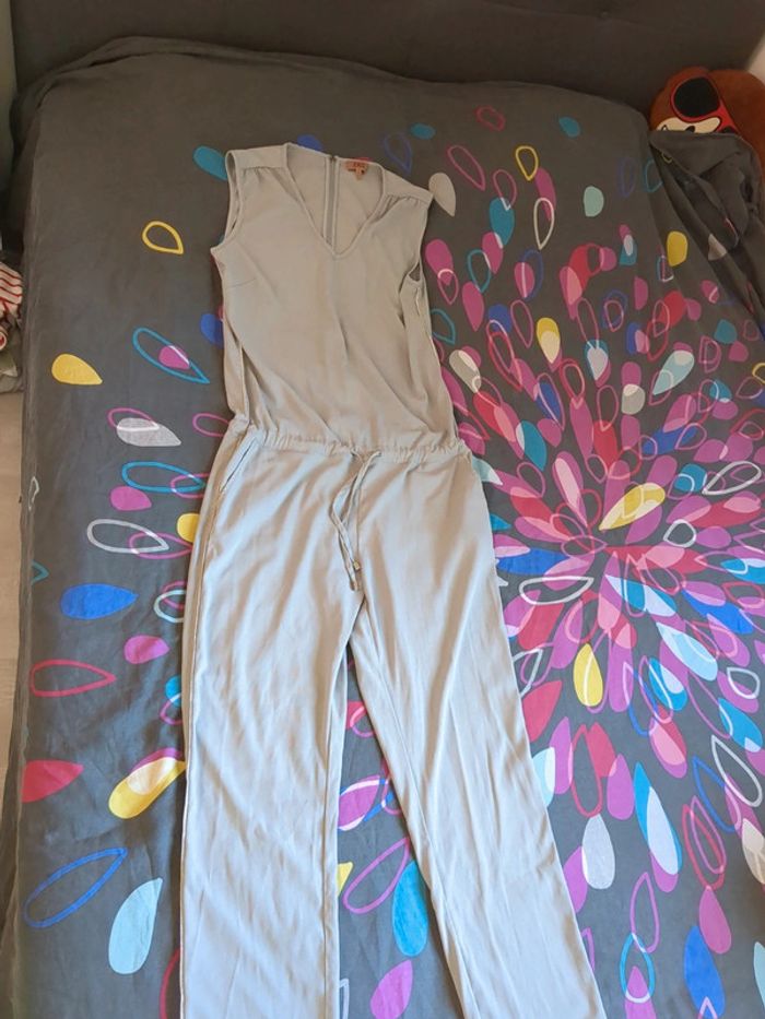 Combinaison pantalon grise taille 38 - photo numéro 3