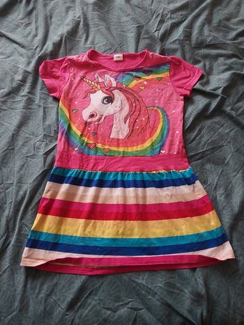 Robe d'été licorne multicolore taille 7-8ans