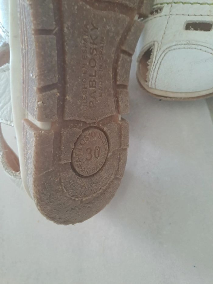 Sandales fermées 30 - photo numéro 2