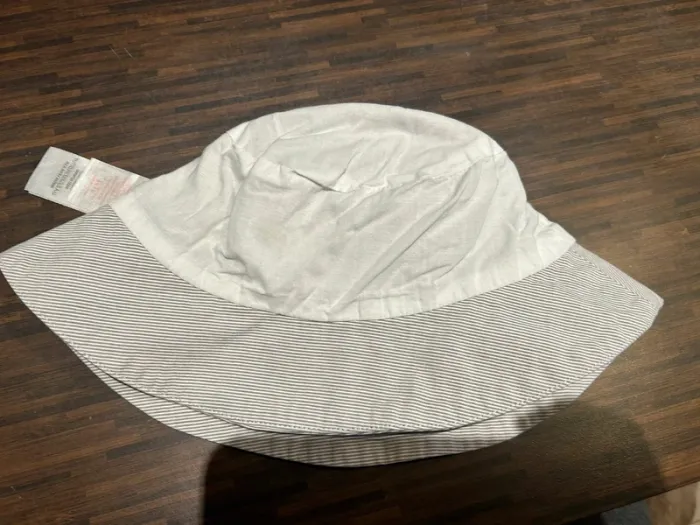 Chapeau forme bob garcon rayé blanc et gris Tutto Piccolo 53cm - photo numéro 6