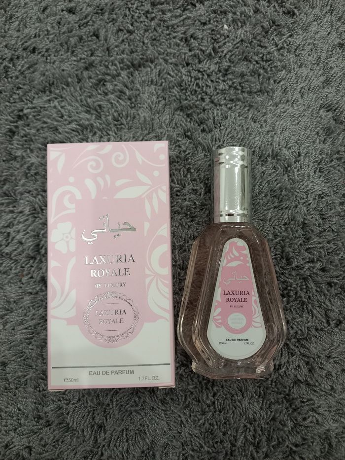 Parfum Dubai rose claire neuf (50mL)