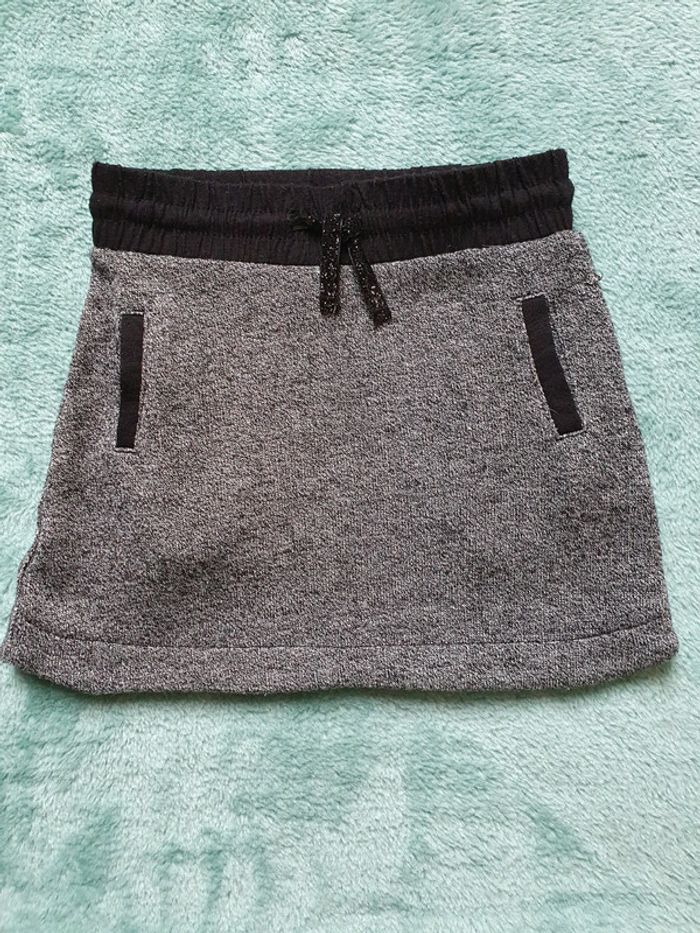 Très jolie jupe 3 ans