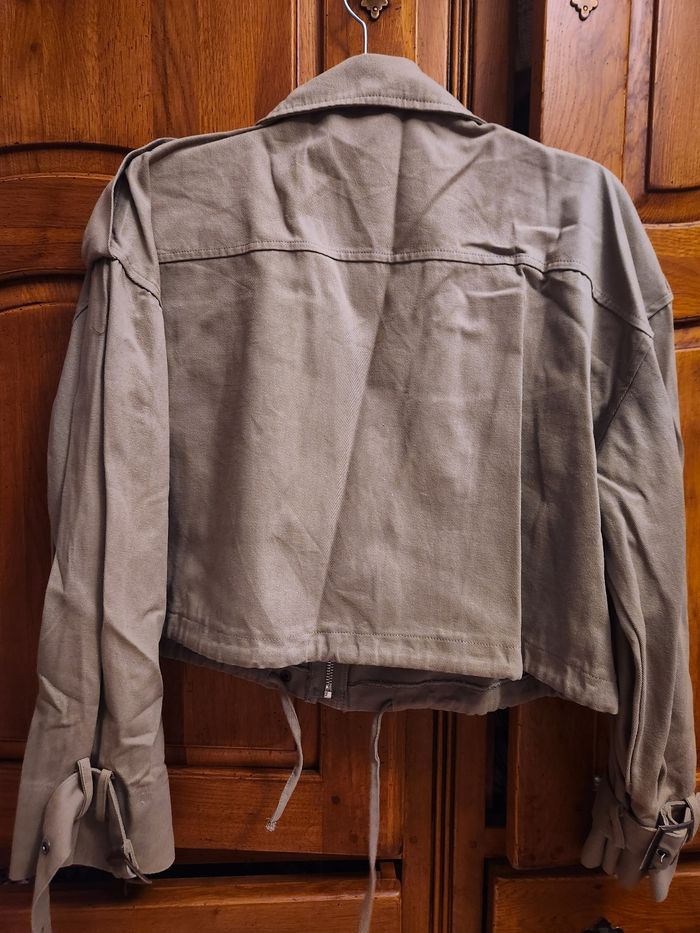 Veste kaki neuve - photo numéro 4