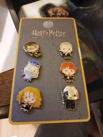 Lot de 6 pin’s harry potter officiel neuf 
