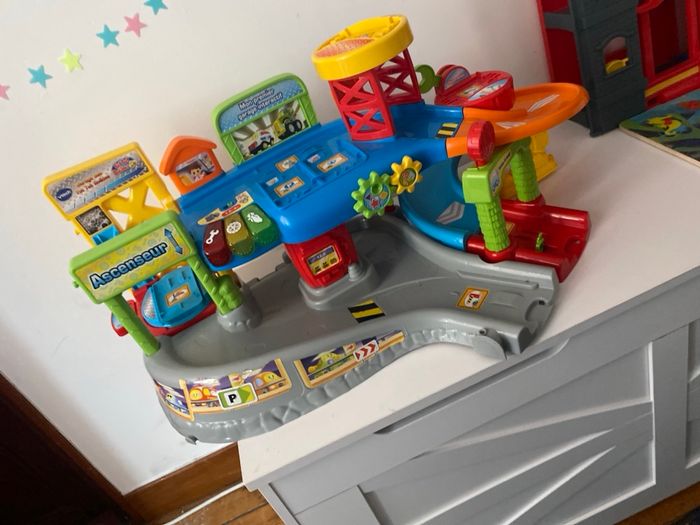 Garage tut tut bolide - photo numéro 2