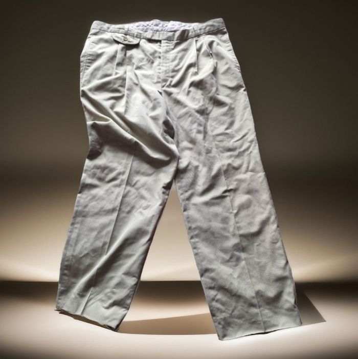 Beau pantalon de ville coupe classique
