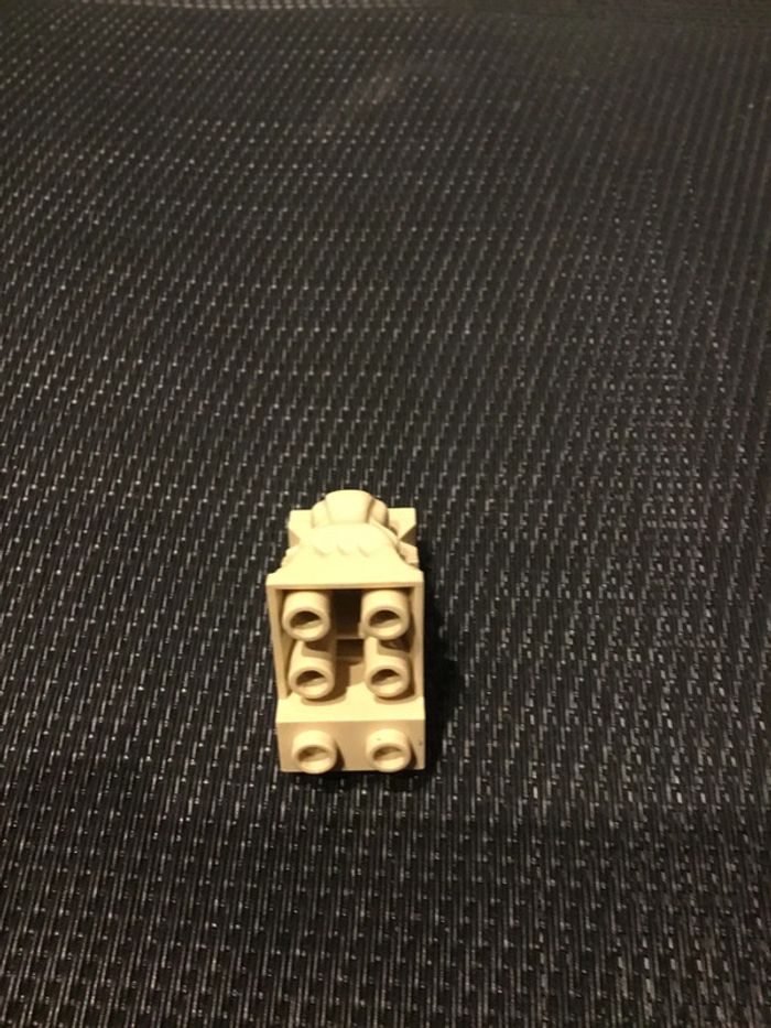 Lego brique sculptée tête de lion beige 2x3x3 lego officiel. - photo numéro 4